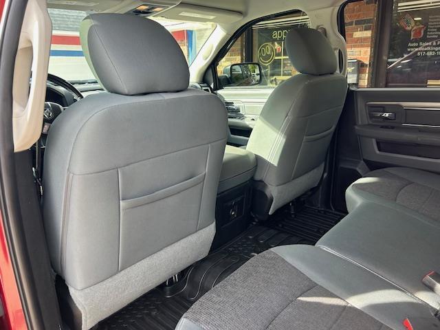 RAM 1500 SLT Crew Cab SWB 4WD 2015