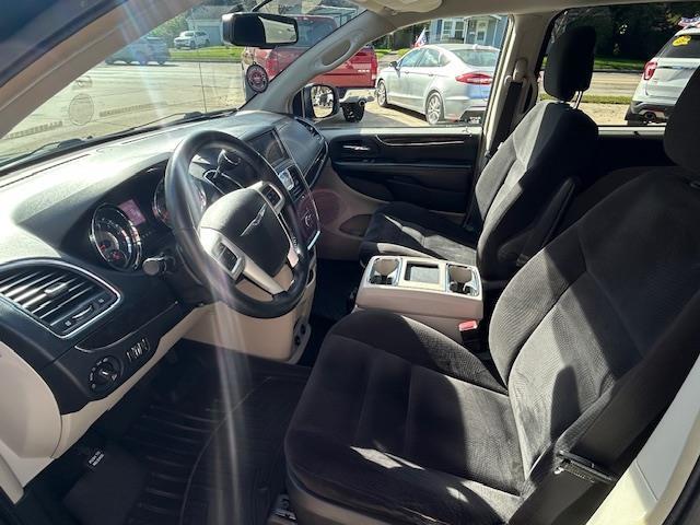 Chrysler Town & Country Touring 2014