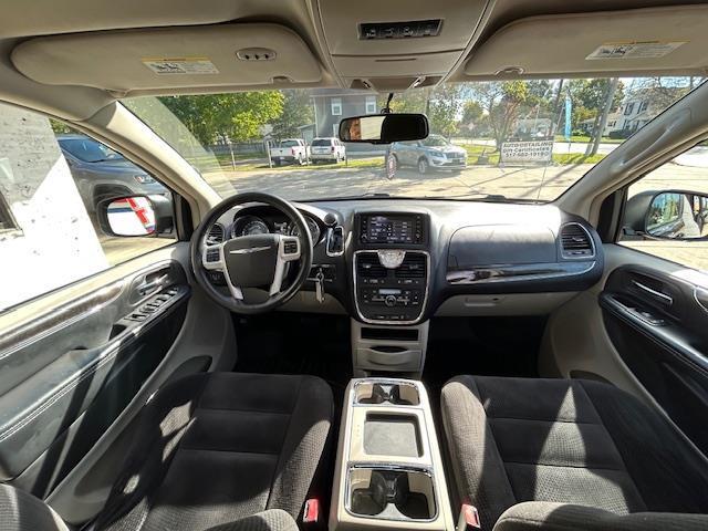 Chrysler Town & Country Touring 2014