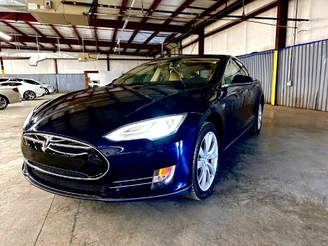 Tesla Model S Base 2014