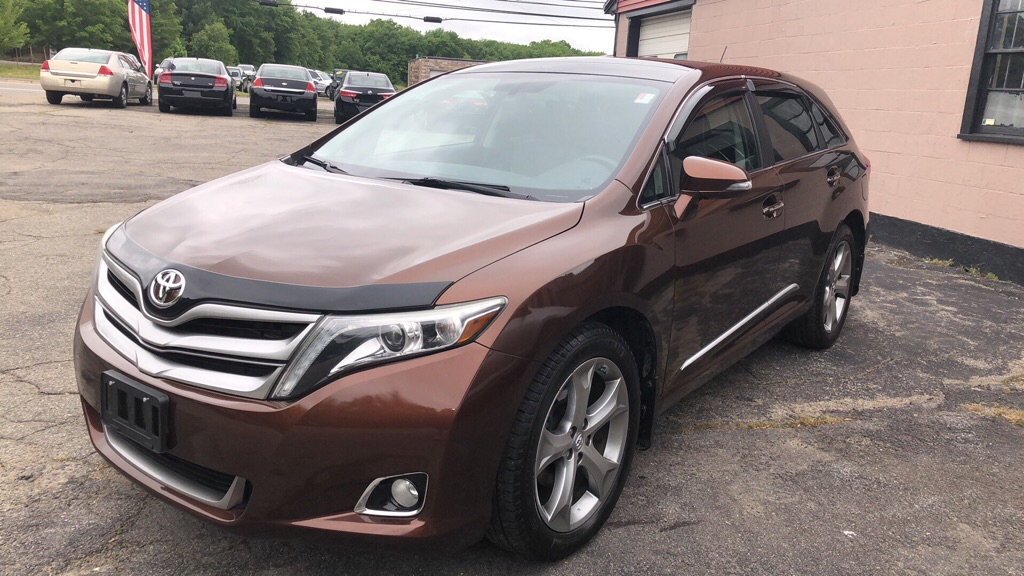 Used 2013 Toyota Venza LE V6 AWD for Sale in Taunton MA 02780 Loftus