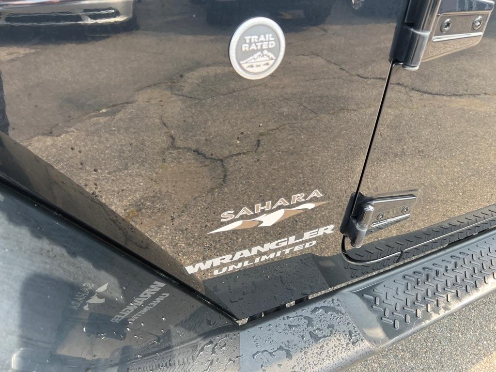 Jeep Wrangler Unlimited Unlimited Sahara 4WD 2016