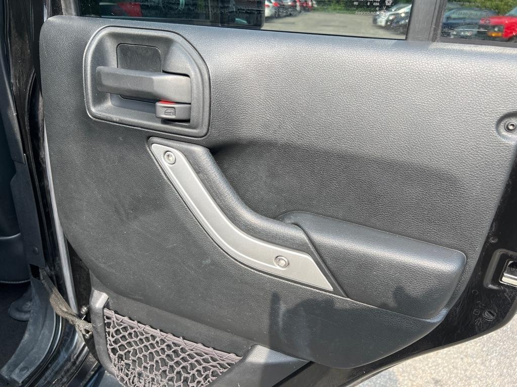 Jeep Wrangler Unlimited Unlimited Sahara 4WD 2016