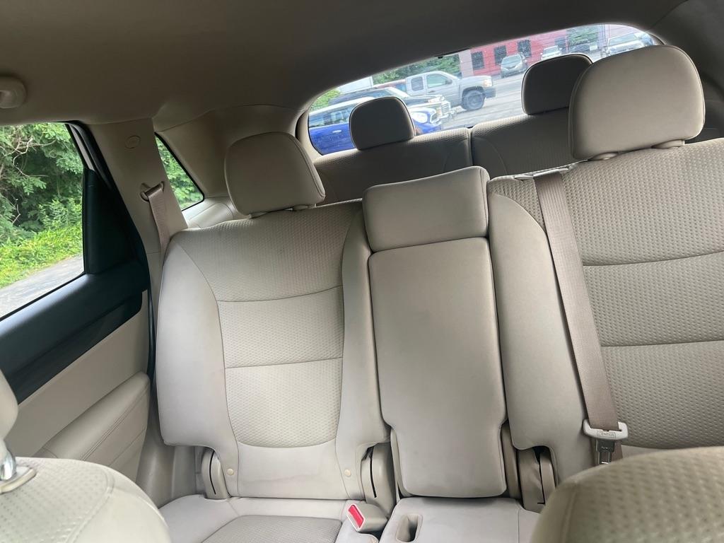 Kia Sorento LX 4D SUV AWD V6 2011