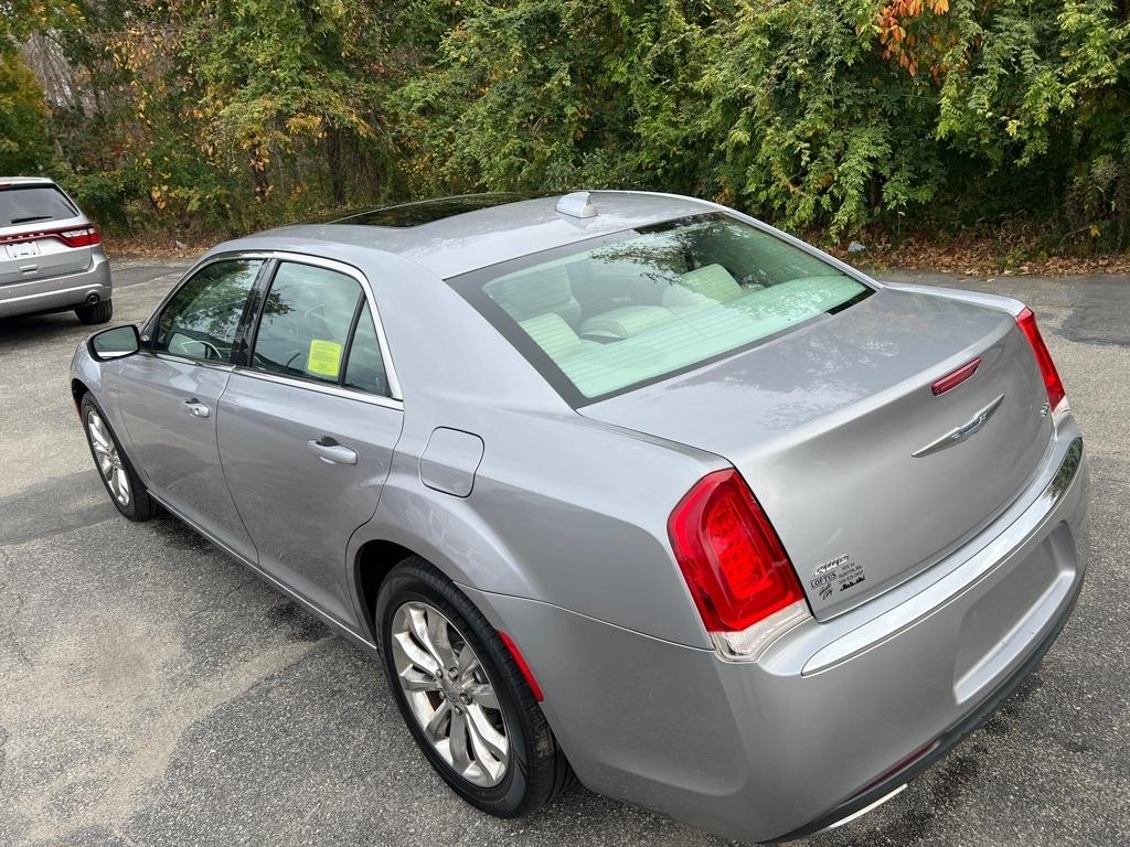 Chrysler 300 Limited AWD 2015