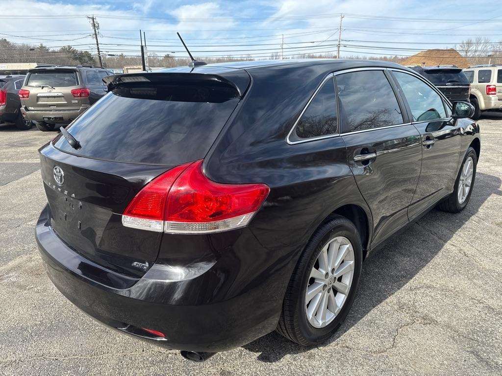 Toyota Venza AWD I4 2011