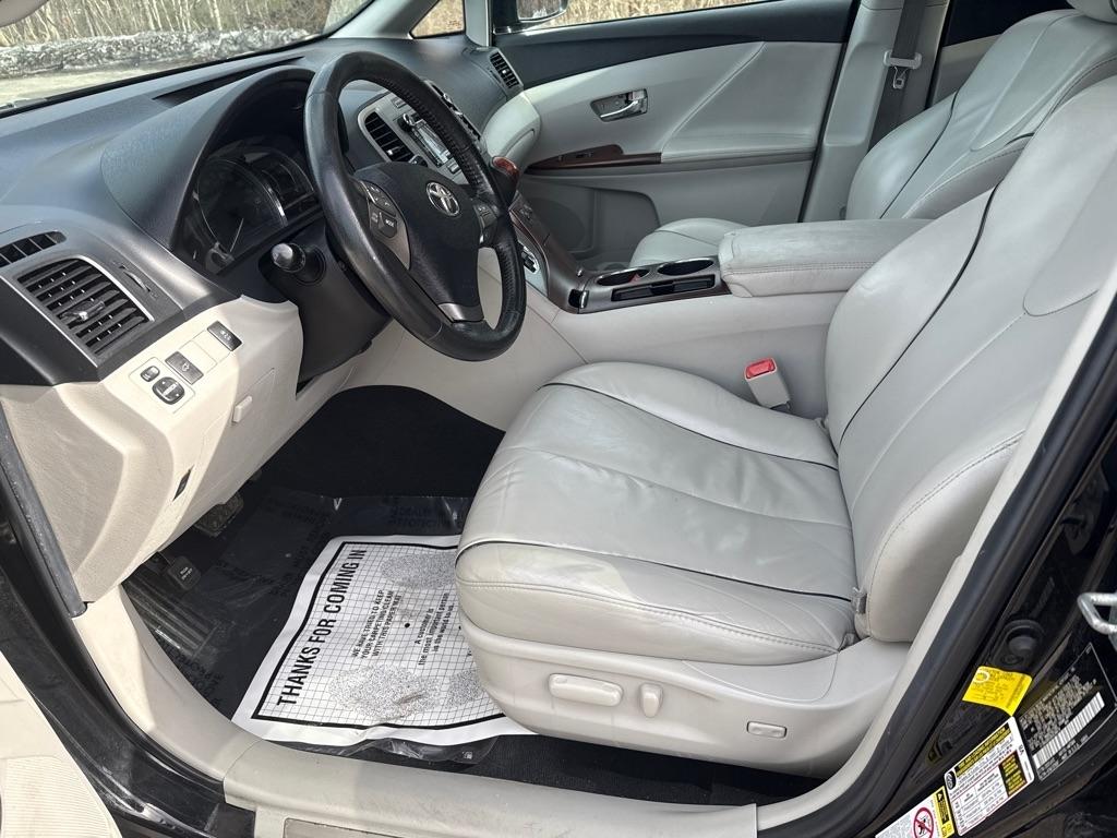 Toyota Venza AWD I4 2011