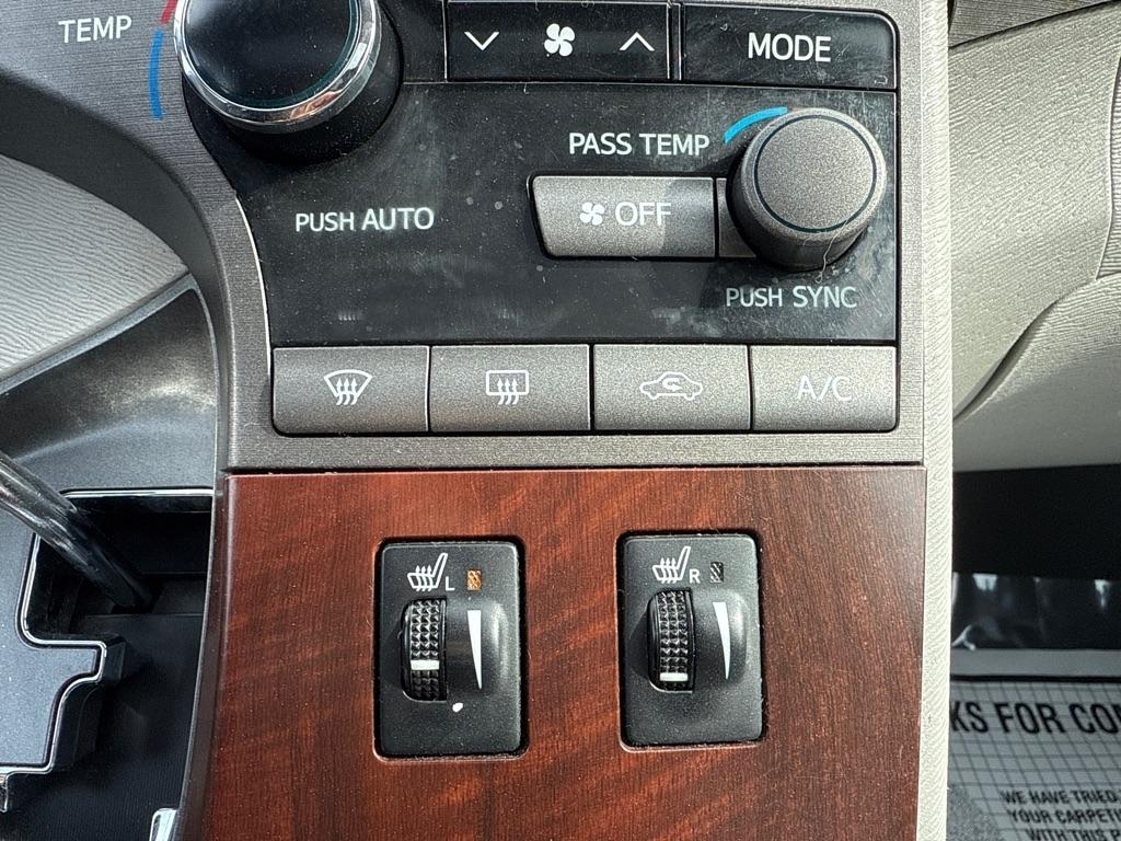Toyota Venza AWD I4 2011