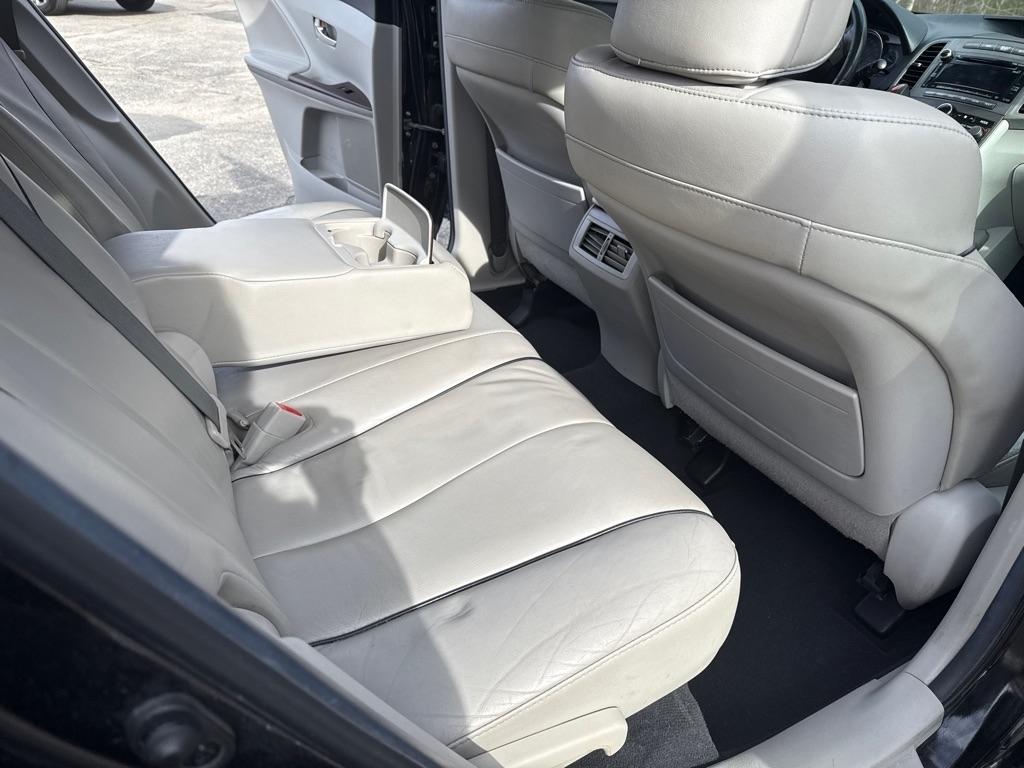 Toyota Venza AWD I4 2011