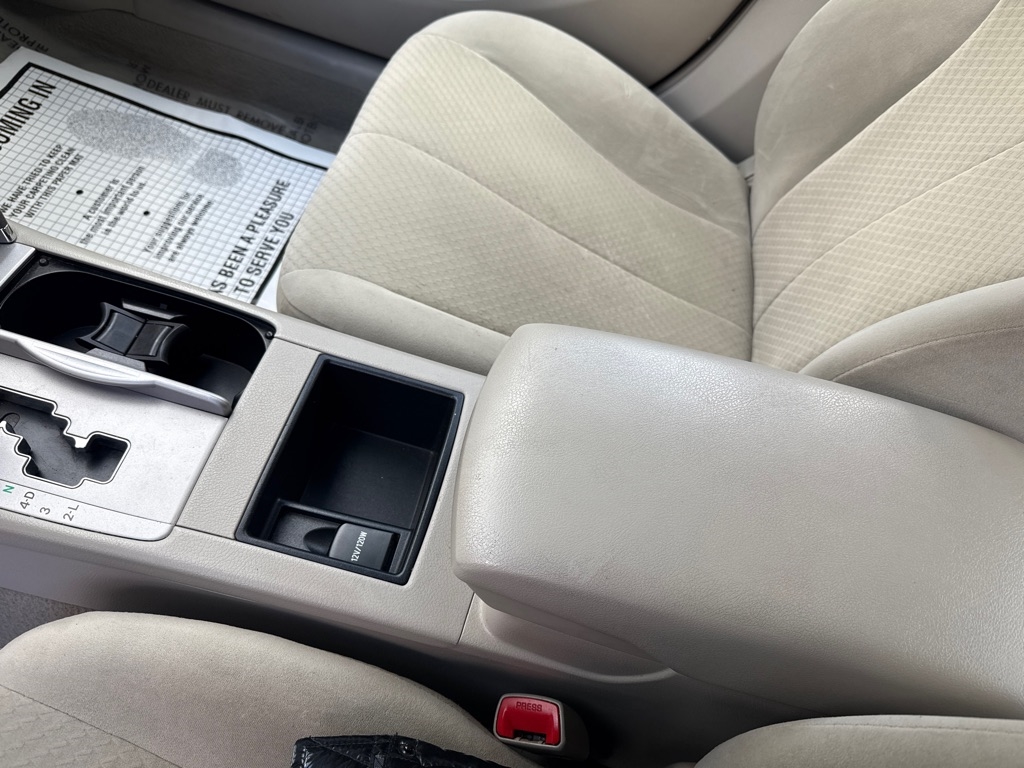 Toyota Camry SE 5-Spd AT 2009