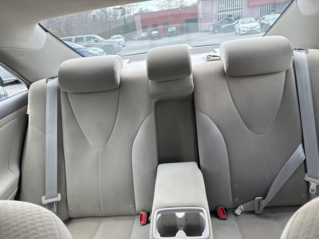 Toyota Camry SE 5-Spd AT 2009