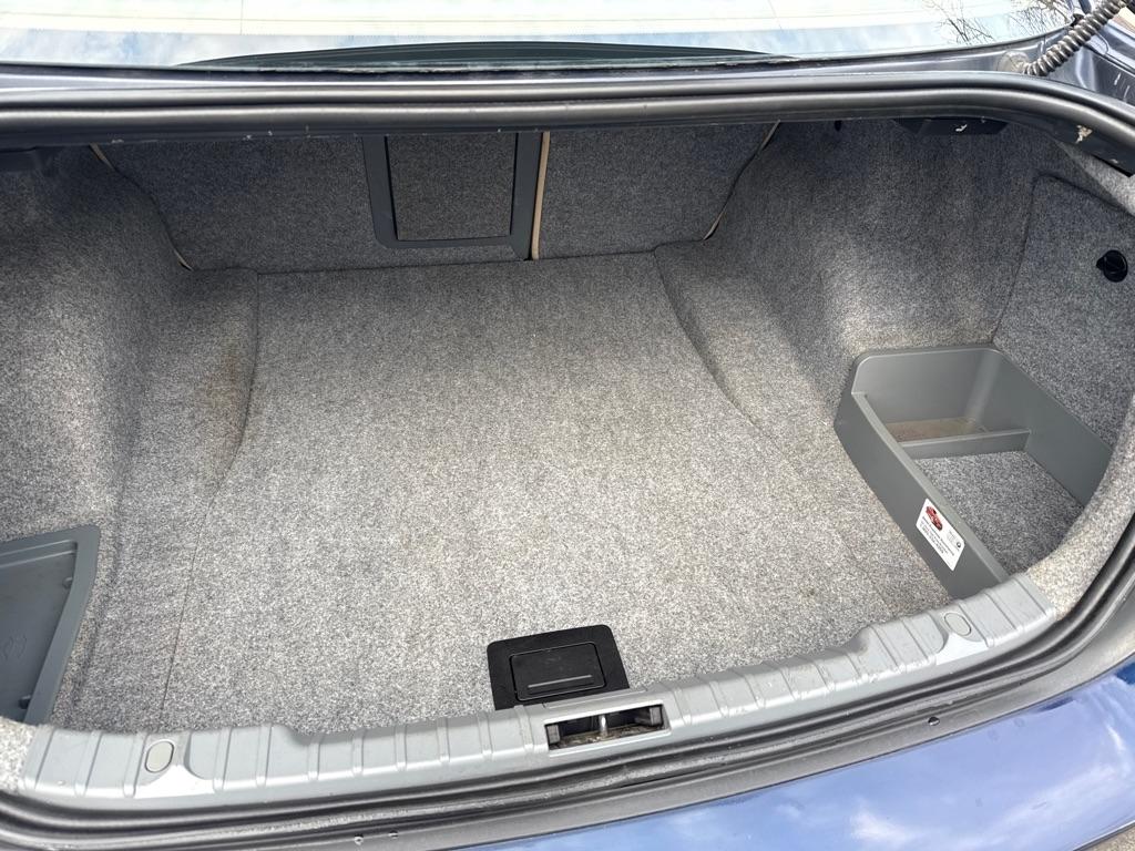 BMW 328 328i xDrive SA 2011