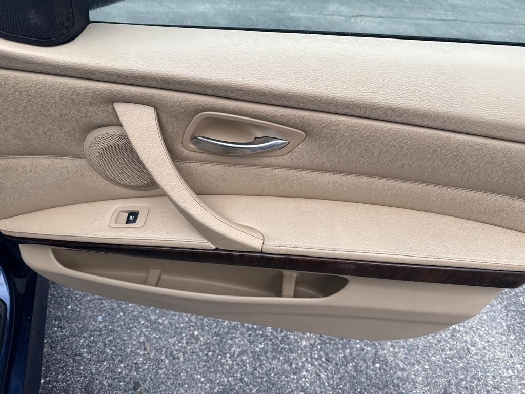 BMW 328 328i xDrive SA 2011