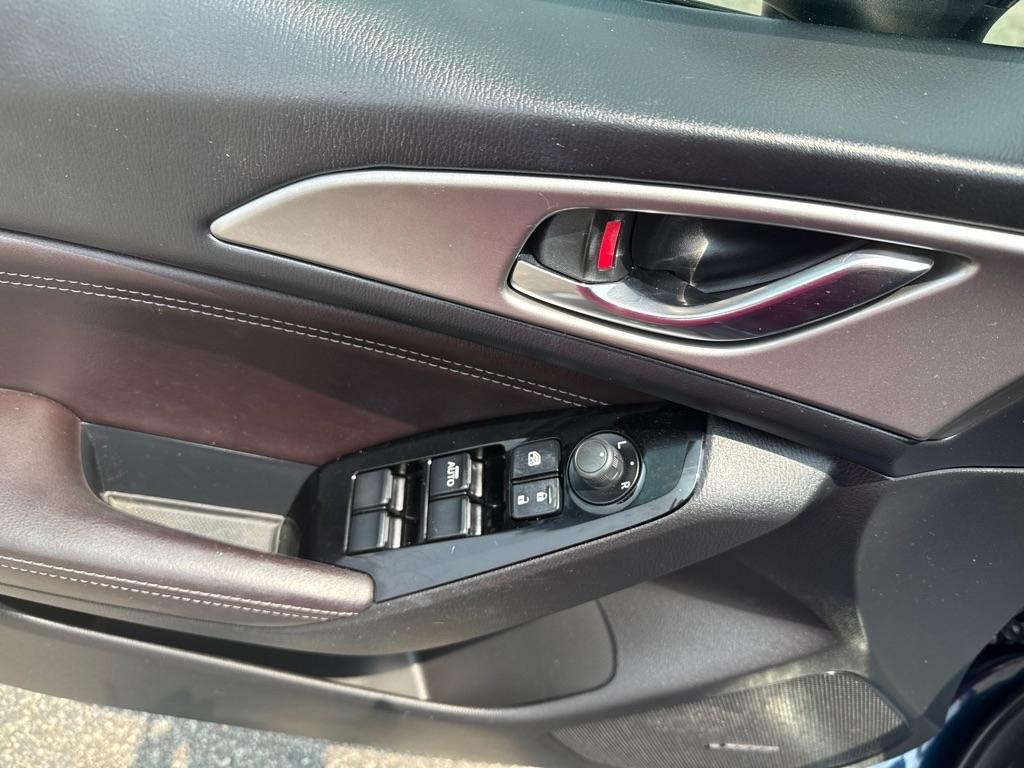 Mazda MAZDA3 s Touring AT 4-Door 2018