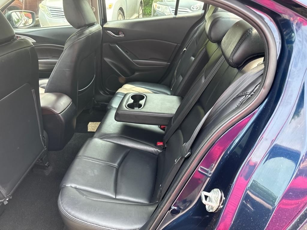 Mazda MAZDA3 s Touring AT 4-Door 2018