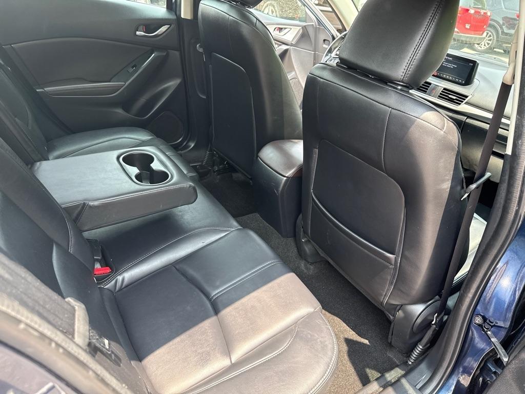 Mazda MAZDA3 s Touring AT 4-Door 2018