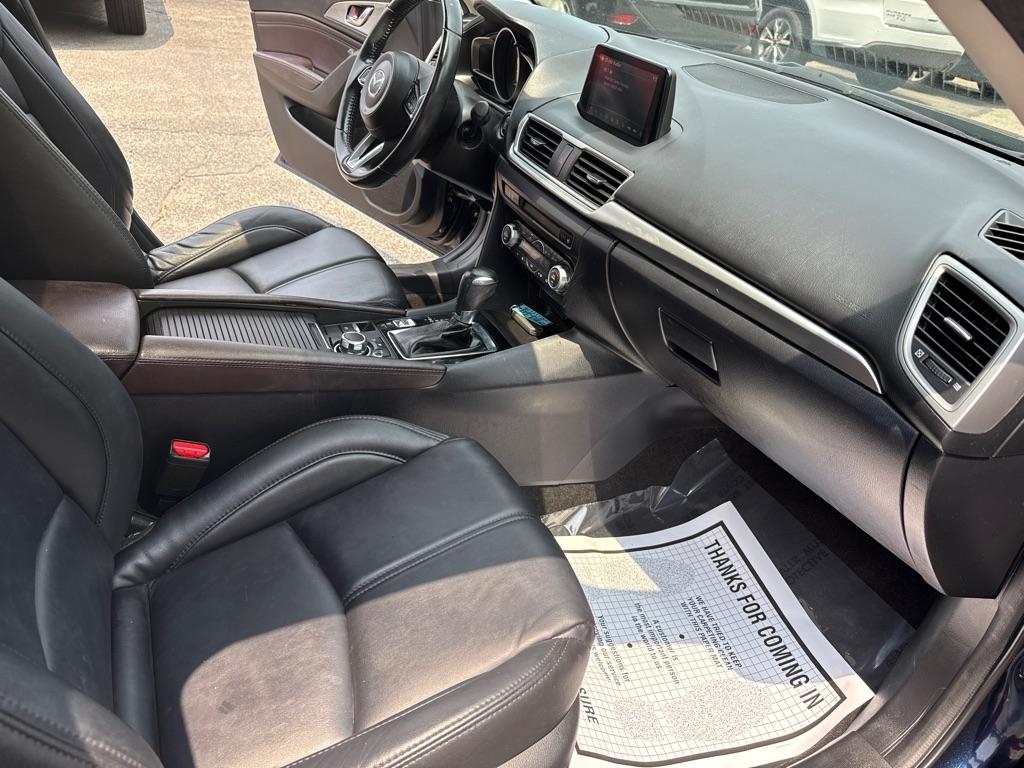 Mazda MAZDA3 s Touring AT 4-Door 2018