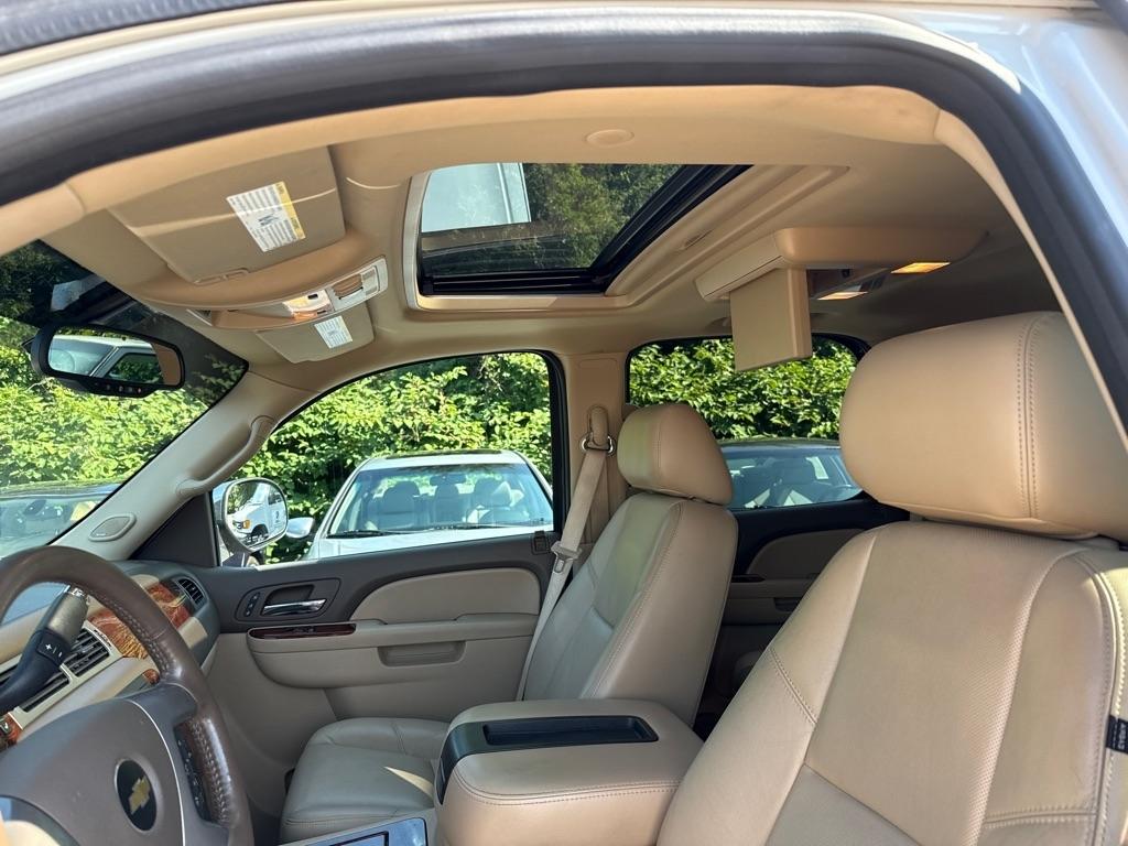 Chevrolet Tahoe LTZ 4WD 2012