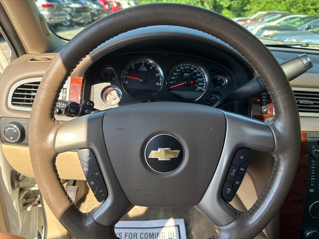 Chevrolet Tahoe LTZ 4WD 2012