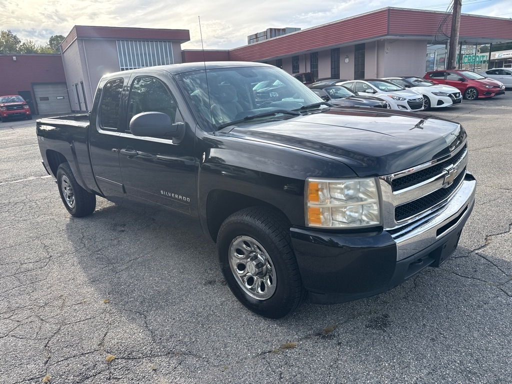 Chevrolet Silverado 1500 LT Ext. Cab 4WD 2011 Chevrolet Silverado 1500 LT Ext. Cab 4WD 2011