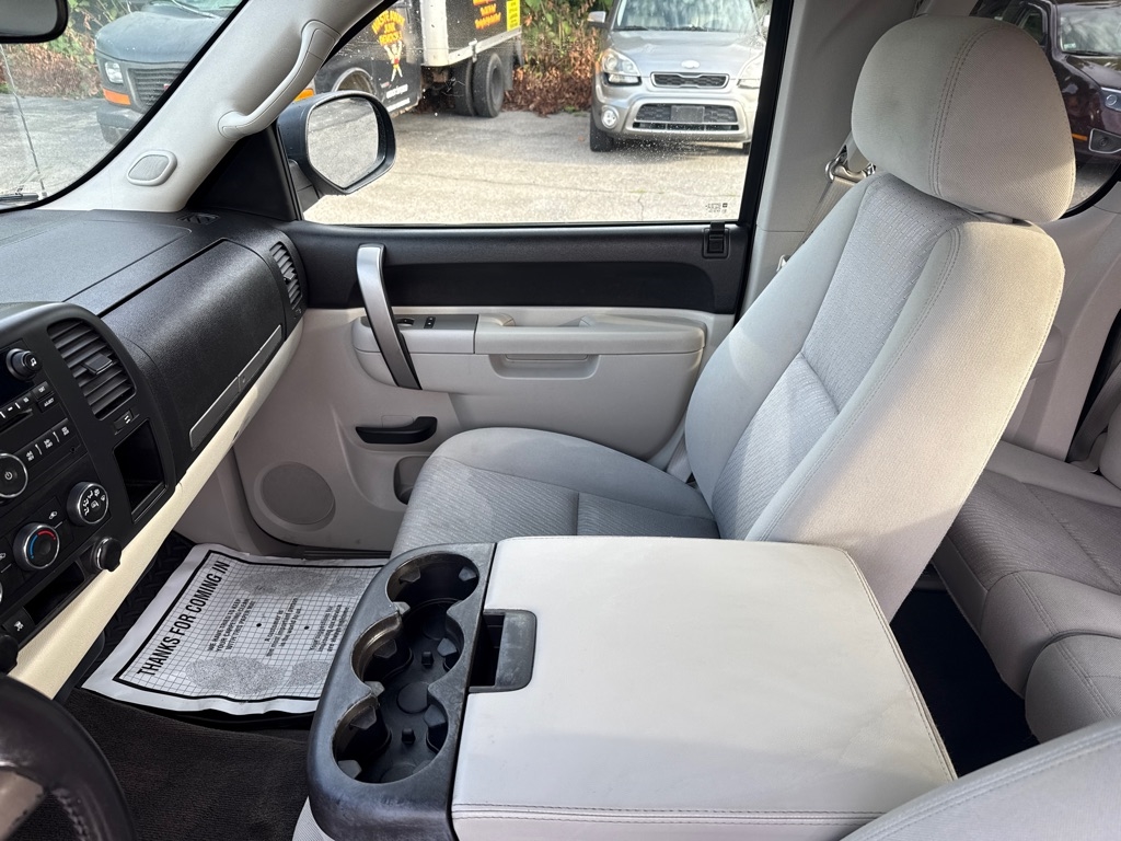 Chevrolet Silverado 1500 LT Ext. Cab 4WD 2011 Chevrolet Silverado 1500 LT Ext. Cab 4WD 2011