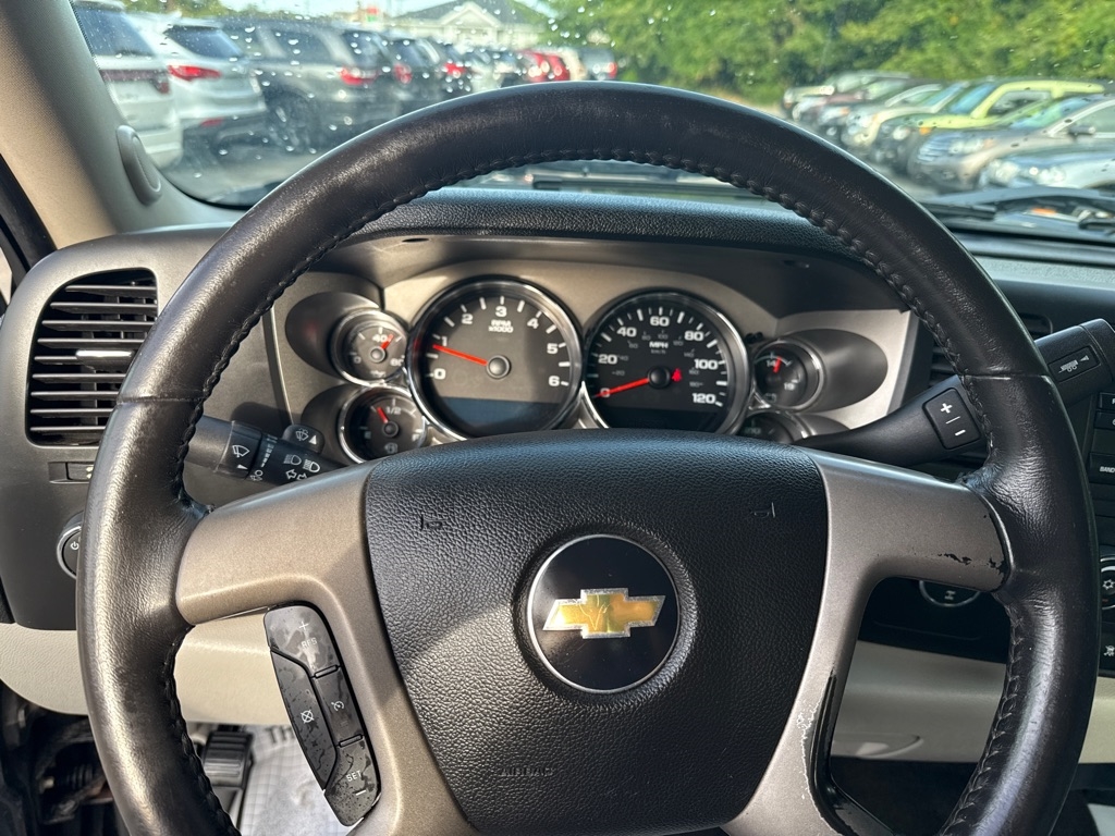 Chevrolet Silverado 1500 LT Ext. Cab 4WD 2011 Chevrolet Silverado 1500 LT Ext. Cab 4WD 2011