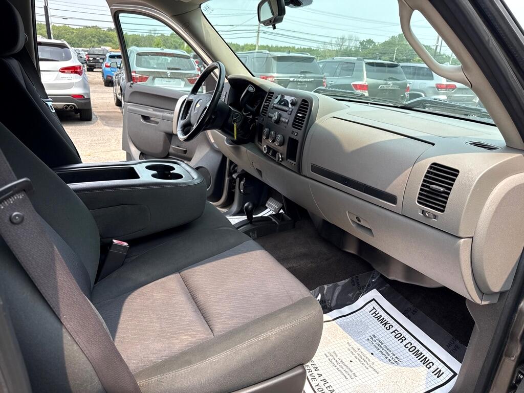 Chevrolet Silverado 1500 LS Crew Cab Short Box 4WD 2012 Chevrolet Silverado 1500 LS Crew Cab Short Box 4WD 2012