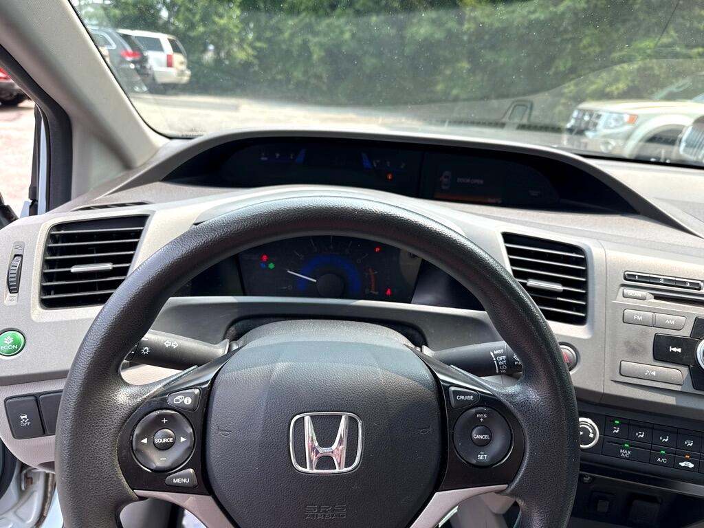 Honda Civic LX Sedan 5-Speed AT 2012 Honda Civic LX Sedan 5-Speed AT 2012