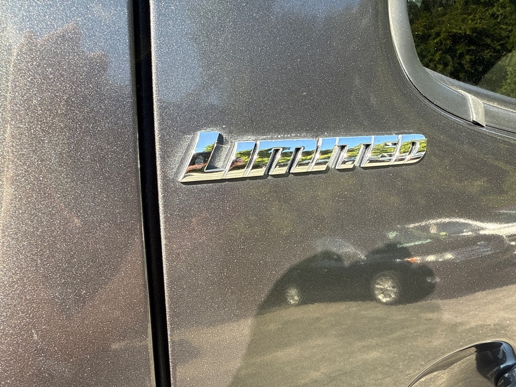 Toyota Tacoma Limited Double Cab V6 6AT 4WD 2015 Toyota Tacoma Limited Double Cab V6 6AT 4WD 2015