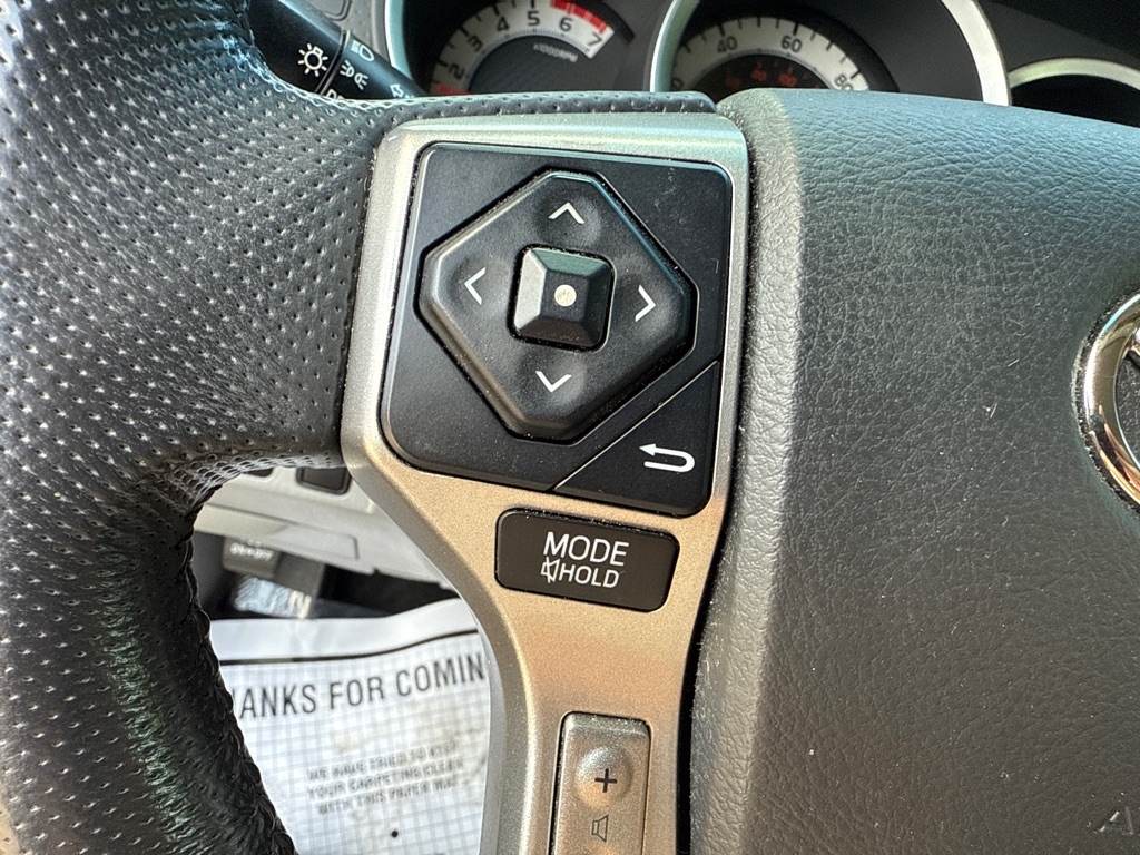 Toyota Tacoma Limited Double Cab V6 6AT 4WD 2015 Toyota Tacoma Limited Double Cab V6 6AT 4WD 2015