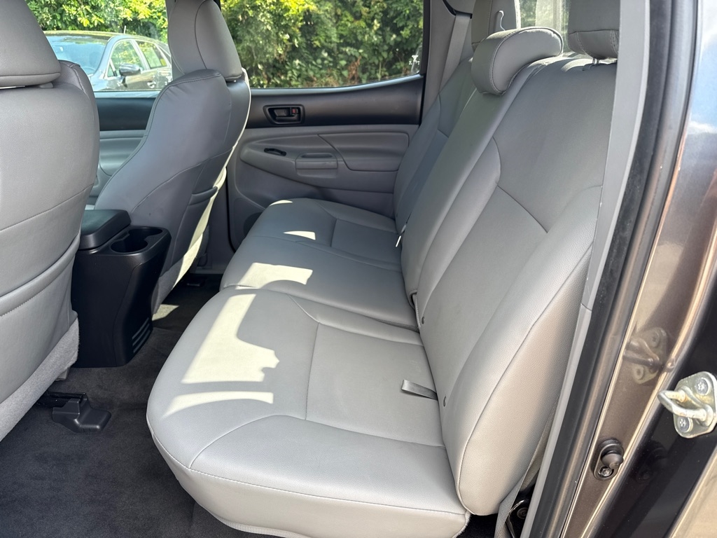 Toyota Tacoma Limited Double Cab V6 6AT 4WD 2015 Toyota Tacoma Limited Double Cab V6 6AT 4WD 2015