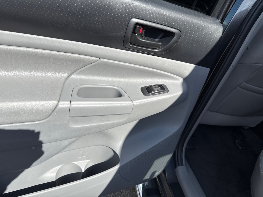 Toyota Tacoma Limited Double Cab V6 6AT 4WD 2015 Toyota Tacoma Limited Double Cab V6 6AT 4WD 2015