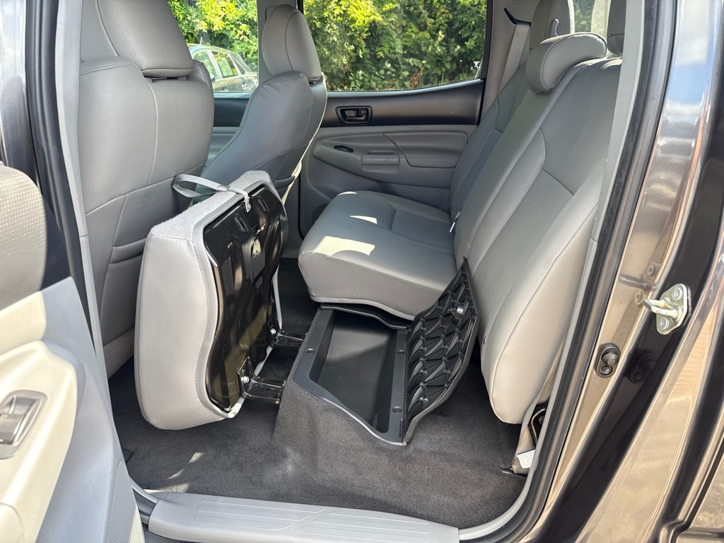 Toyota Tacoma Limited Double Cab V6 6AT 4WD 2015 Toyota Tacoma Limited Double Cab V6 6AT 4WD 2015