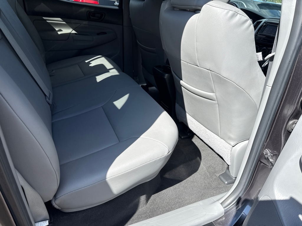 Toyota Tacoma Limited Double Cab V6 6AT 4WD 2015 Toyota Tacoma Limited Double Cab V6 6AT 4WD 2015