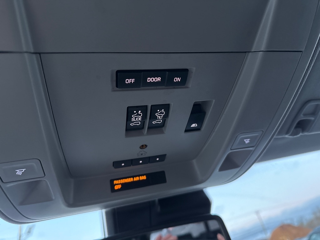 GMC Sierra 1500 Denali Crew Cab 4WD 2014