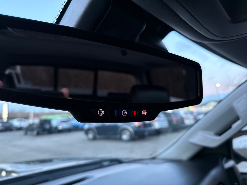 GMC Sierra 1500 Denali Crew Cab 4WD 2014