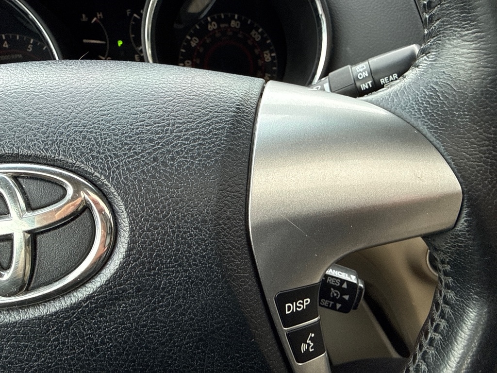 Toyota Highlander 4dr V6 4WD Sport w/3rd Row (Natl) 2013