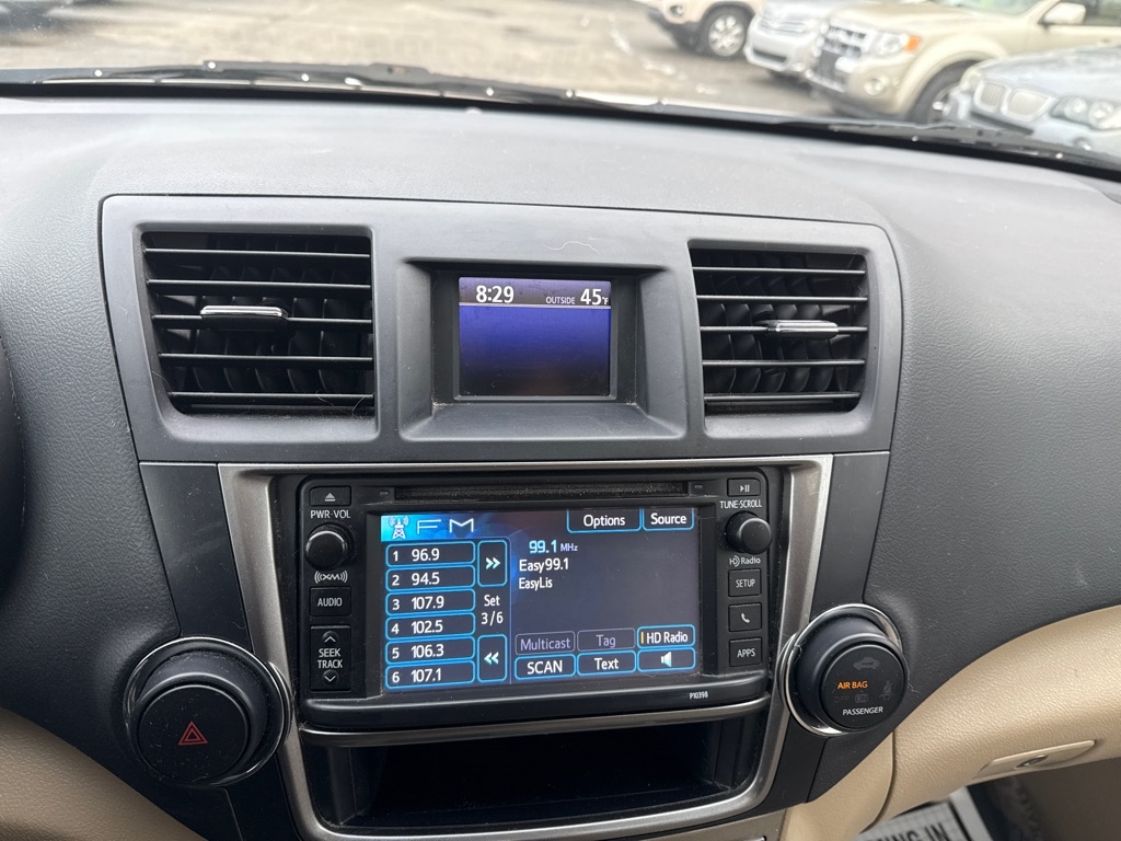 Toyota Highlander 4dr V6 4WD Sport w/3rd Row (Natl) 2013