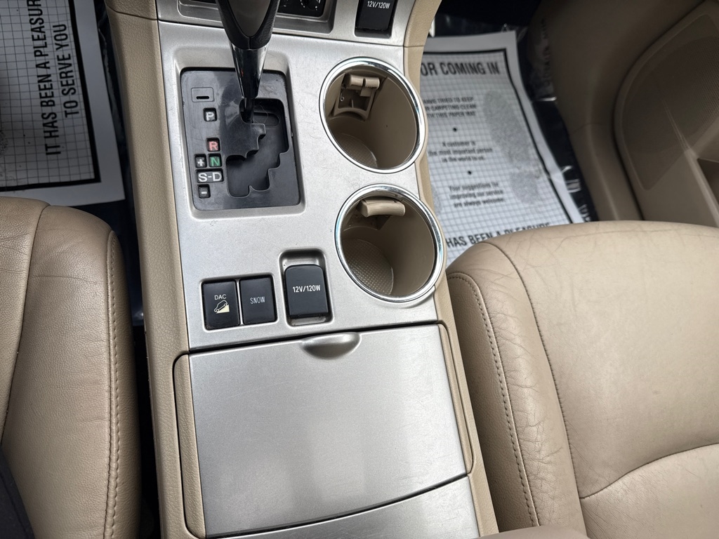 Toyota Highlander 4dr V6 4WD Sport w/3rd Row (Natl) 2013