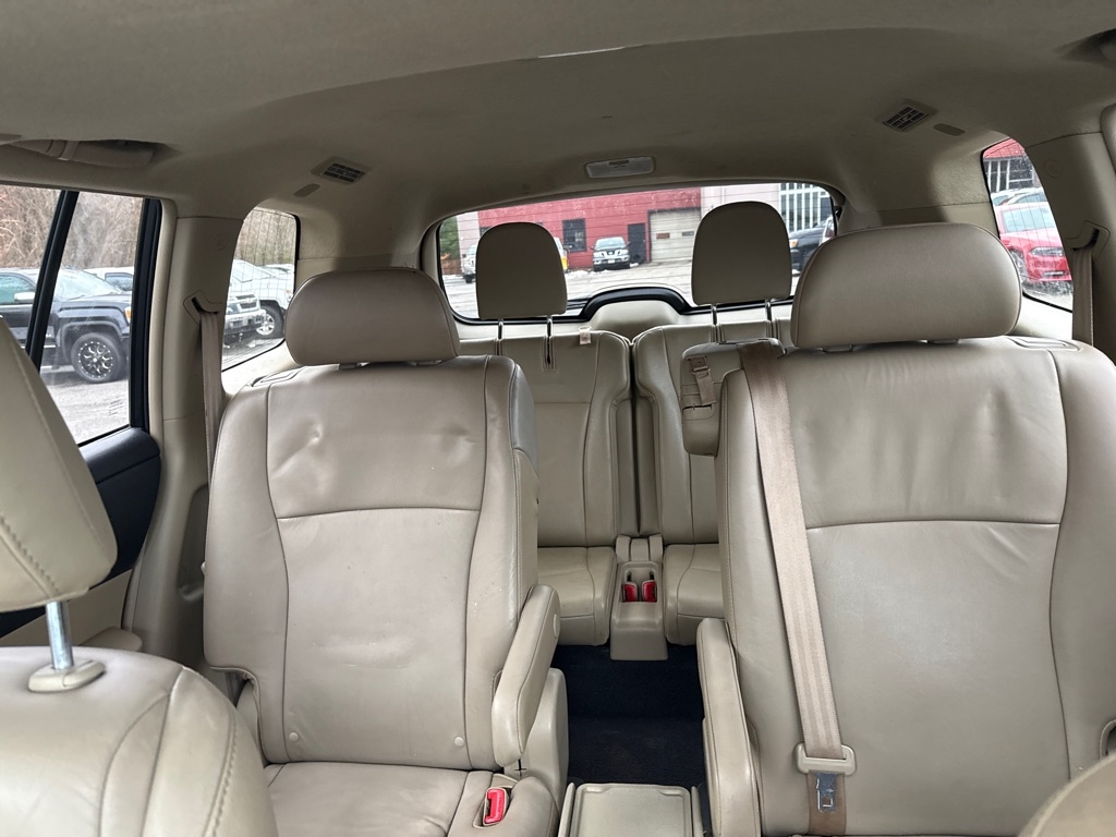 Toyota Highlander 4dr V6 4WD Sport w/3rd Row (Natl) 2013