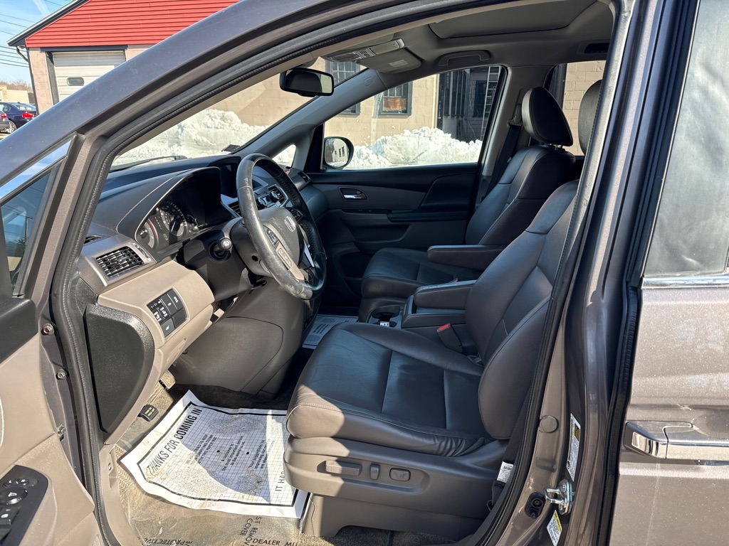 Honda Odyssey 5dr EX-L w/Navigation/Leather 2016