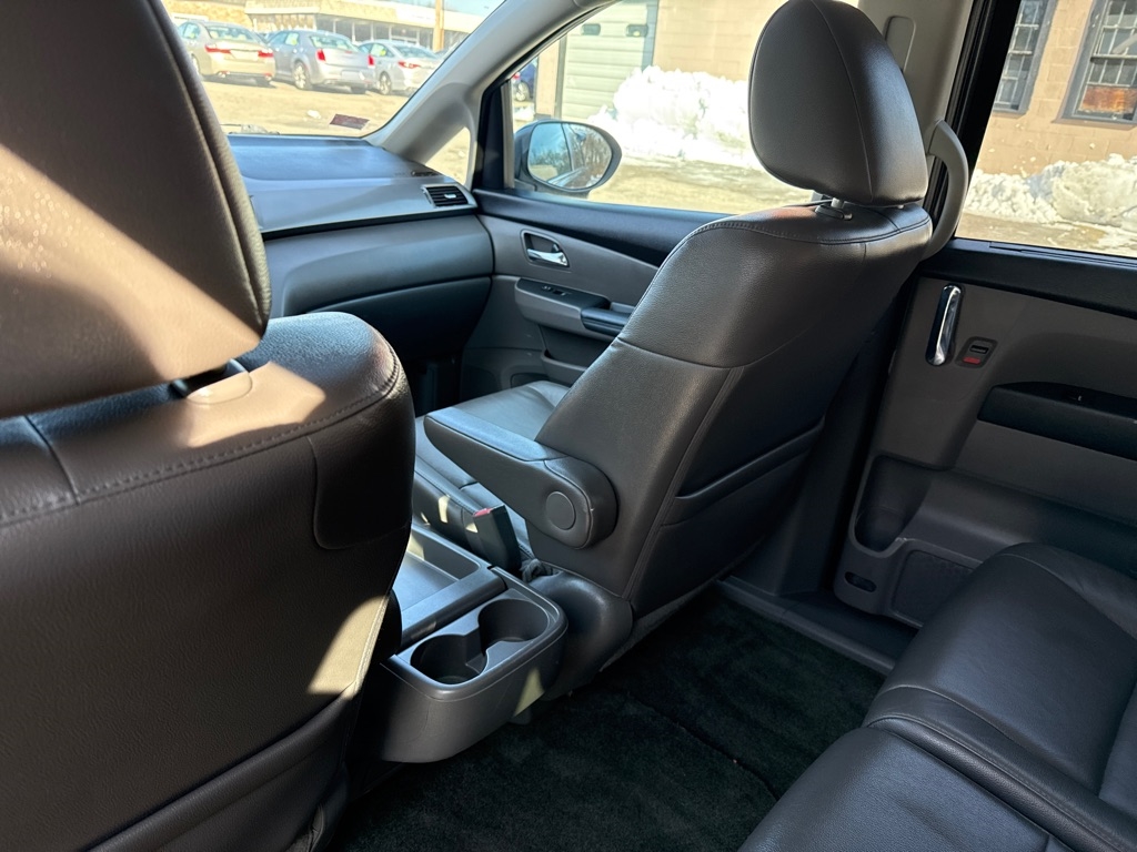 Honda Odyssey 5dr EX-L w/Navigation/Leather 2016