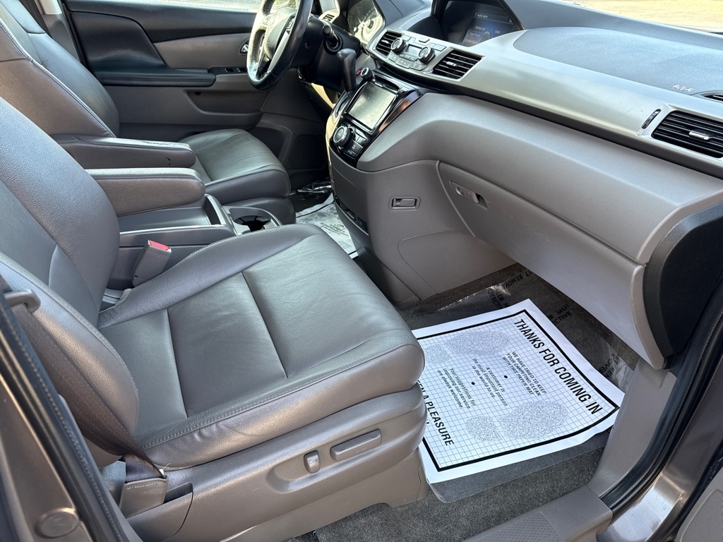 Honda Odyssey 5dr EX-L w/Navigation/Leather 2016