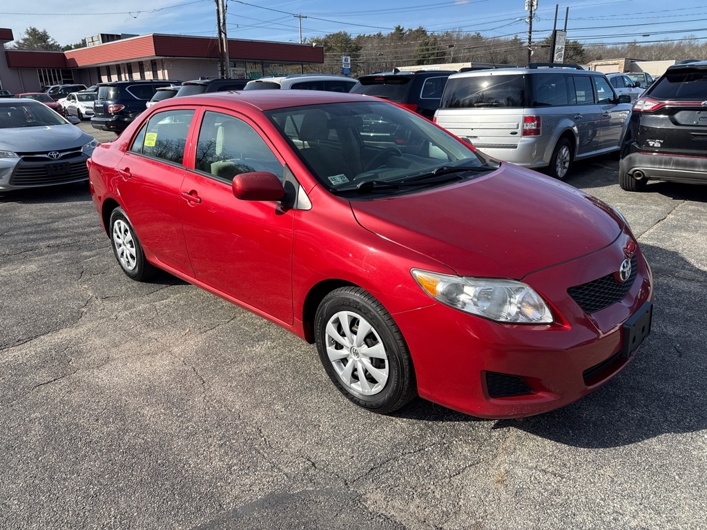 Toyota Corolla LE 4-Speed AT 2010