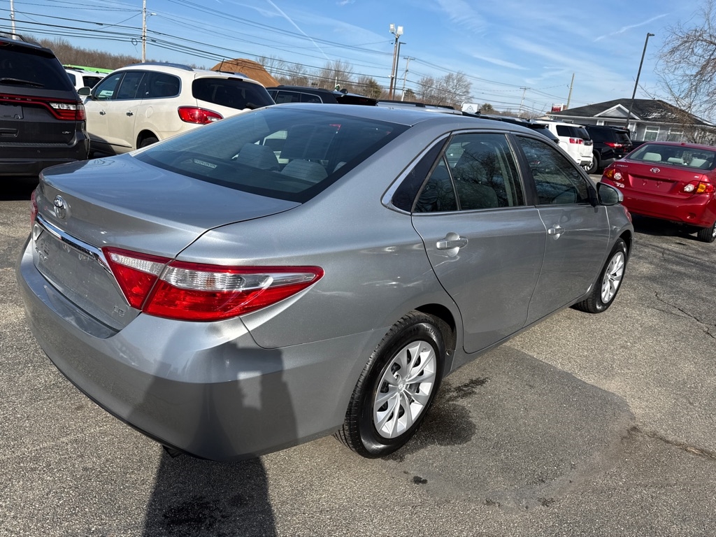 Toyota Camry LE 4D Sedan 2016