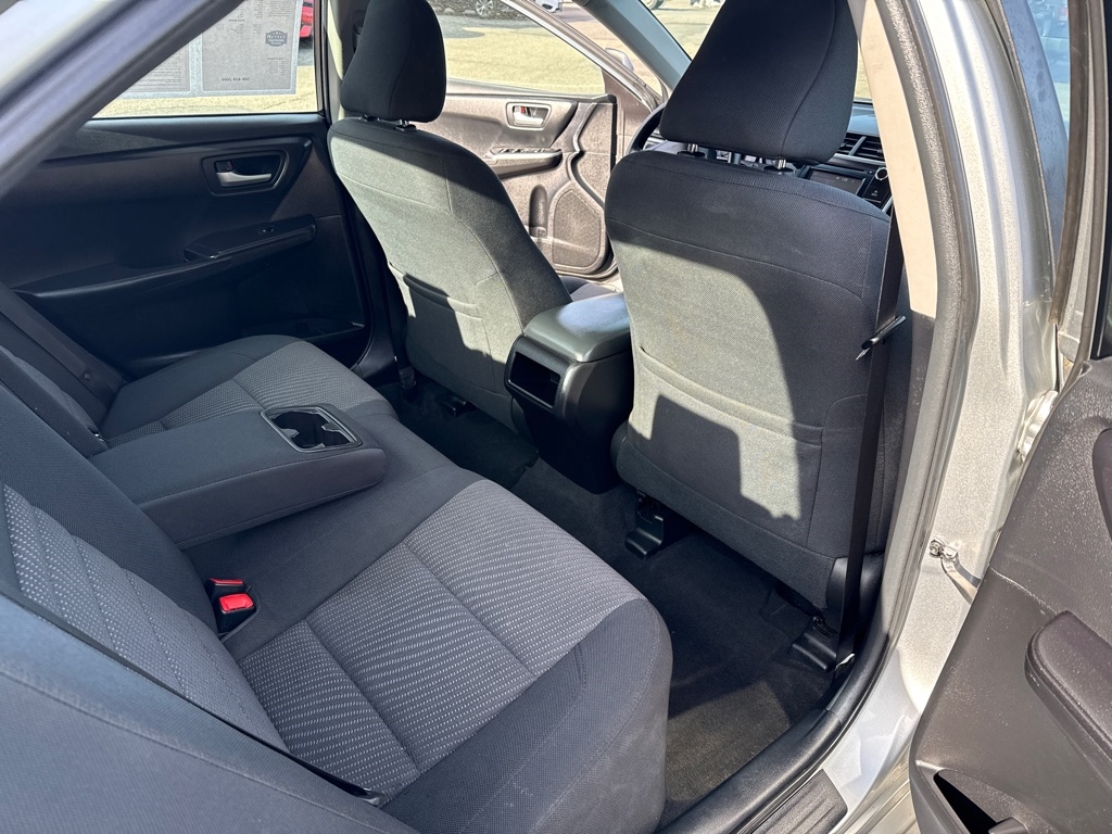 Toyota Camry LE 4D Sedan 2016