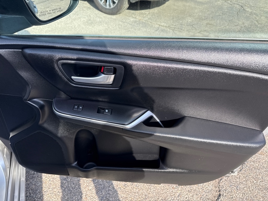 Toyota Camry LE 4D Sedan 2016