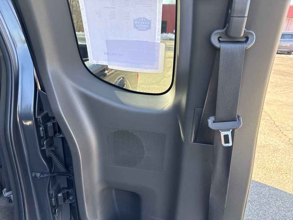 Nissan Frontier SV King Cab 4WD at 2015