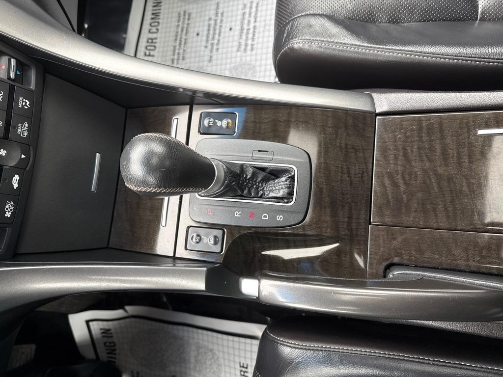 Acura TSX 5-Speed AT with Tech Package 2011