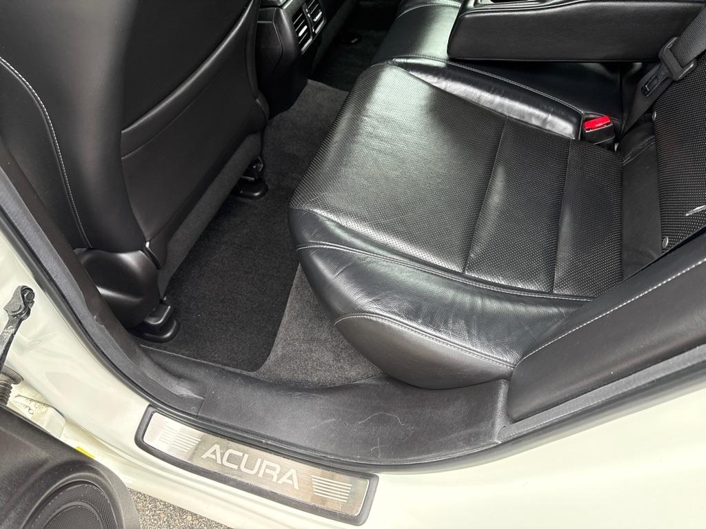 Acura TSX 5-Speed AT with Tech Package 2011